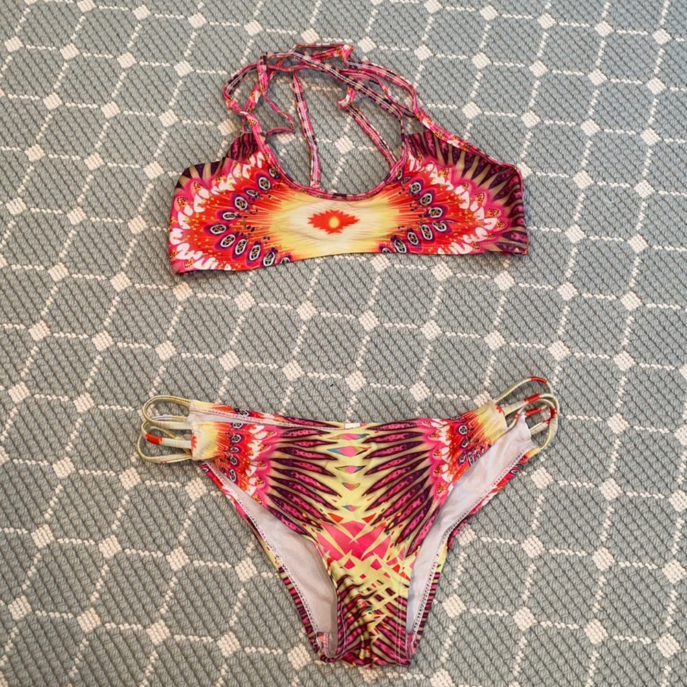 Colored bikini